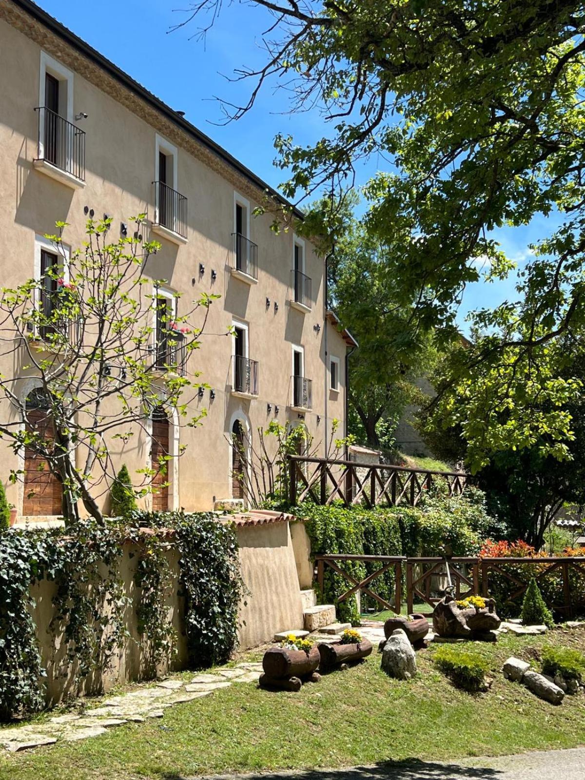 Dimora Dei Baldi - Rooms & Relax Fagnano Alto Экстерьер фото